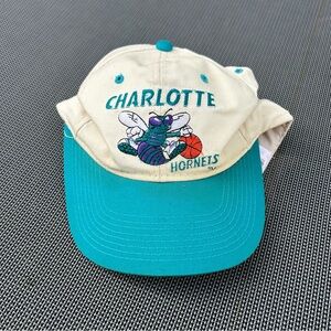 Vintage Charlotte Hornets "NBA" Snapback Hat